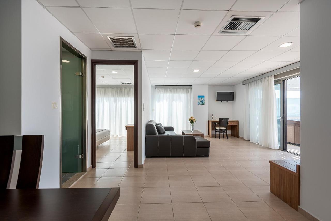 Royal Bay Suites Kefalos  Екстер'єр фото